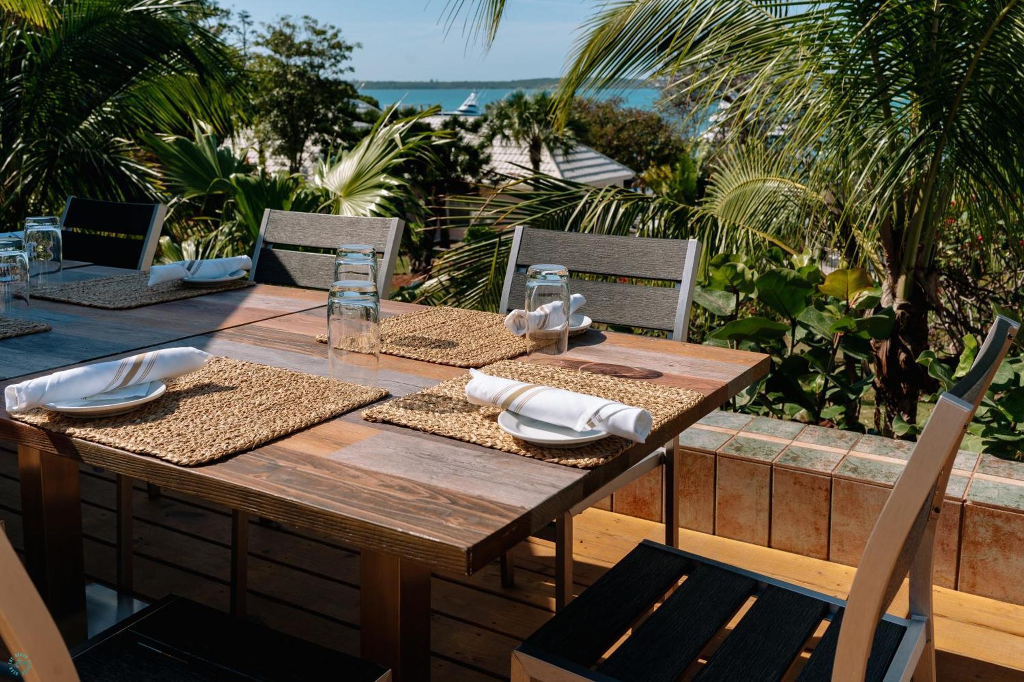 Romora Bay Resort & Marina Dunmore Town Esterno foto