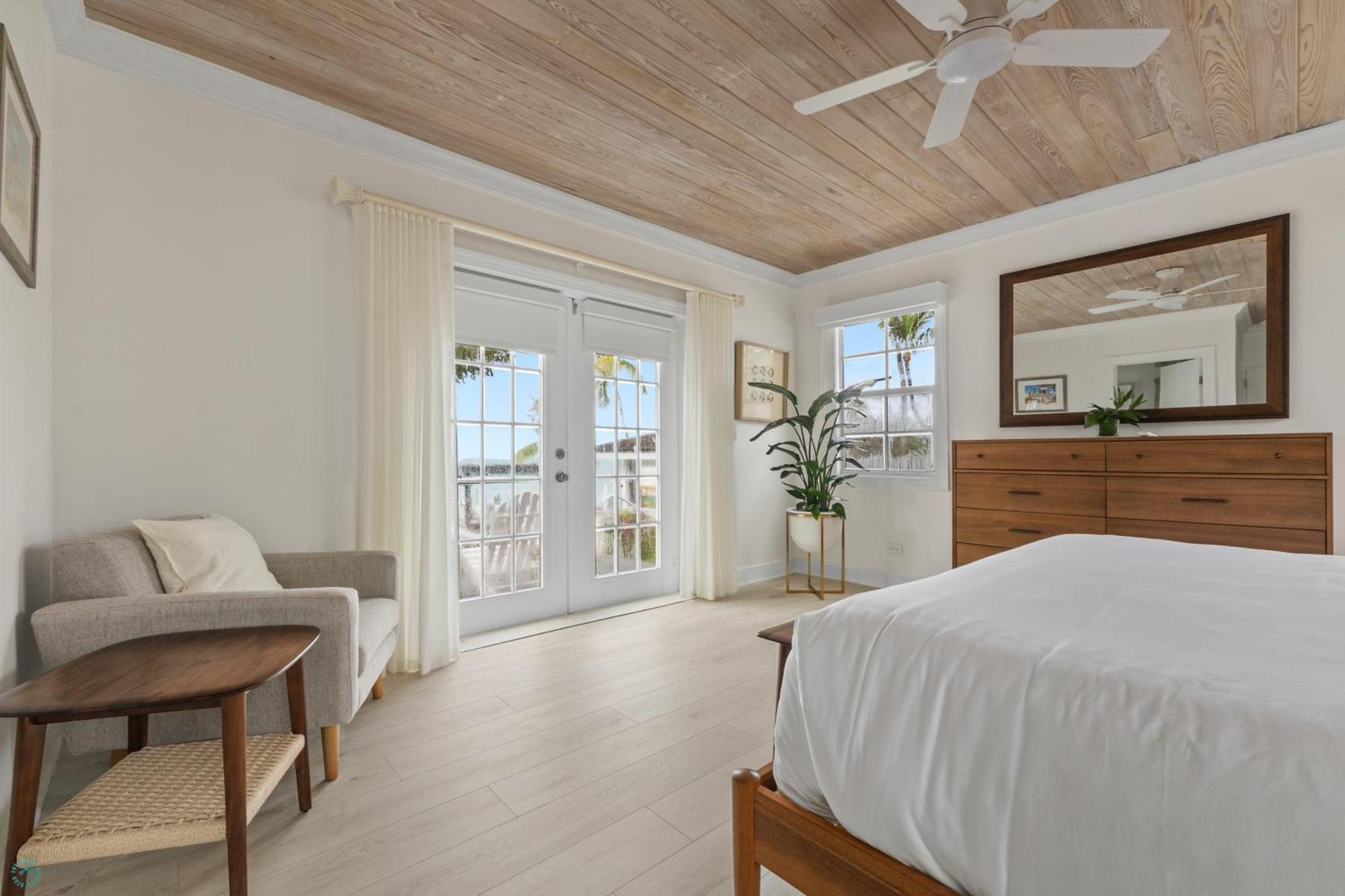 Romora Bay Resort & Marina Dunmore Town Esterno foto