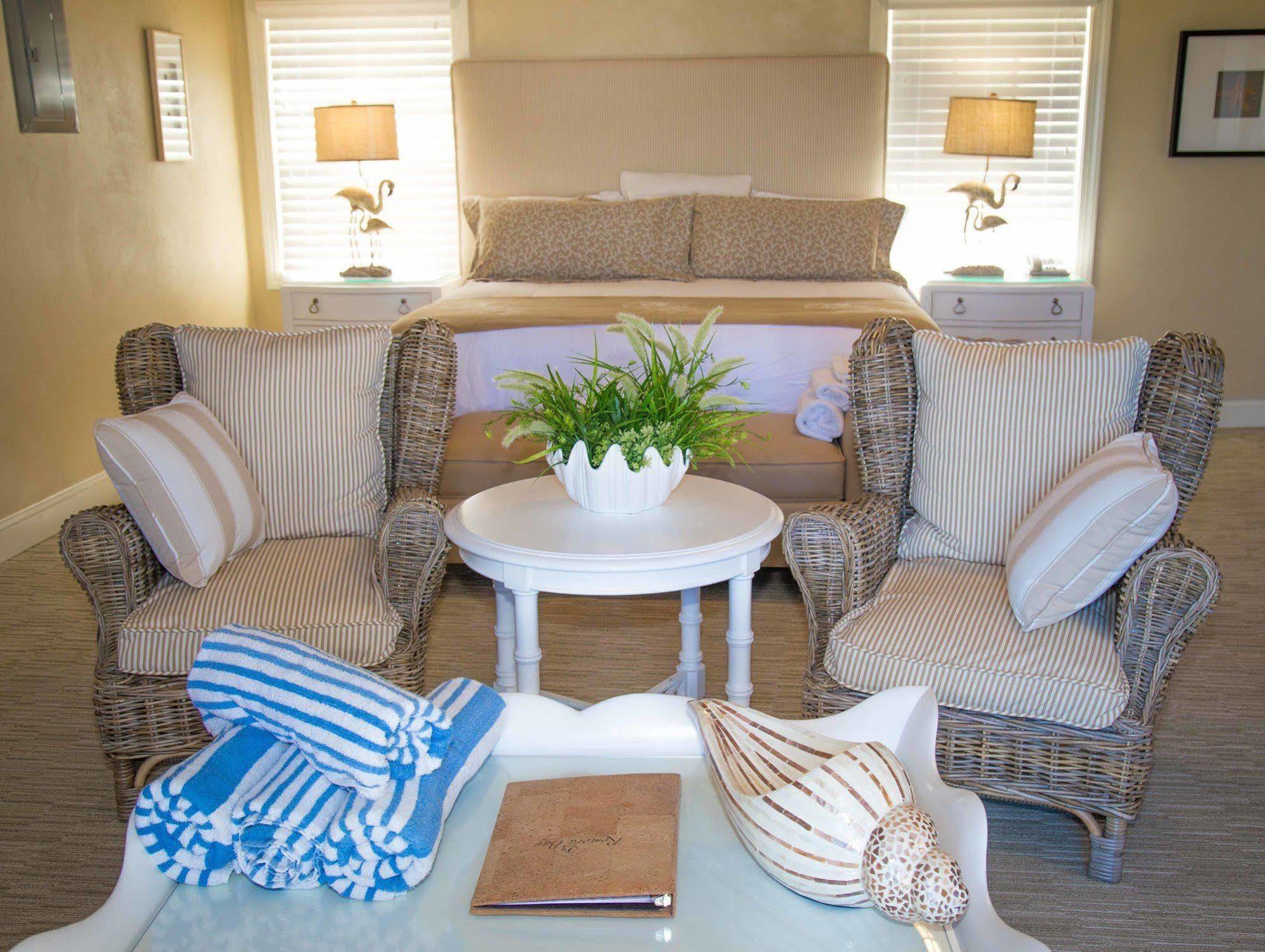 Romora Bay Resort & Marina Dunmore Town Esterno foto