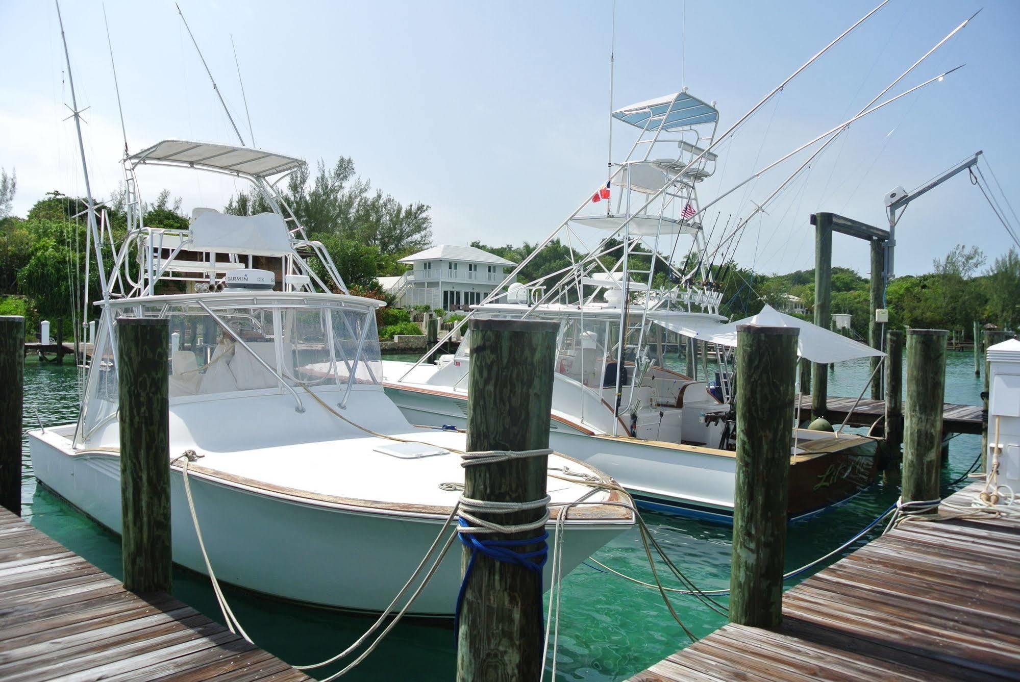 Romora Bay Resort & Marina Dunmore Town Esterno foto